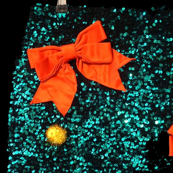 Love on a Hanger Dark Green Sequin Silver Tinsel Red Bow Christmas Skirt Medium - Picture 2 of 7